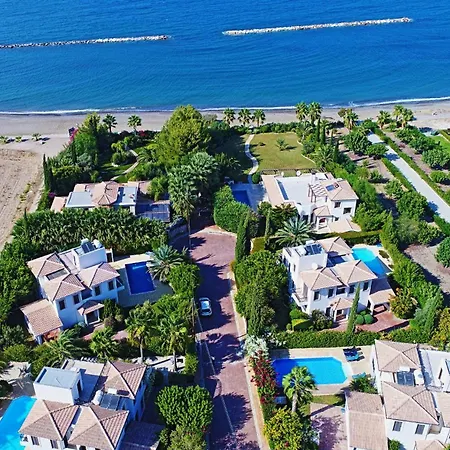 Villa Beach Anna *