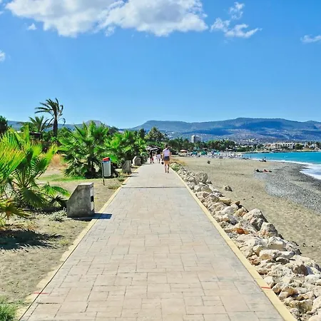 Beach Anna * Polis