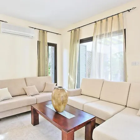 Villa Beach Anna *
